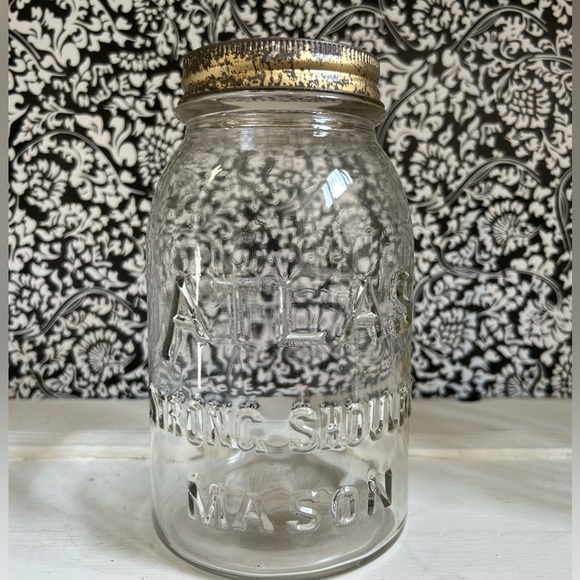 2 Vintage Glass Mason Jars - Picture 12 of 13